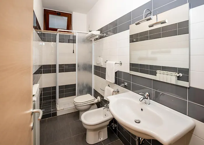 Twigha 아파트호텔 마르틴시쿠로