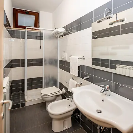 Twigha Hotel apartamentowy Martinsicuro